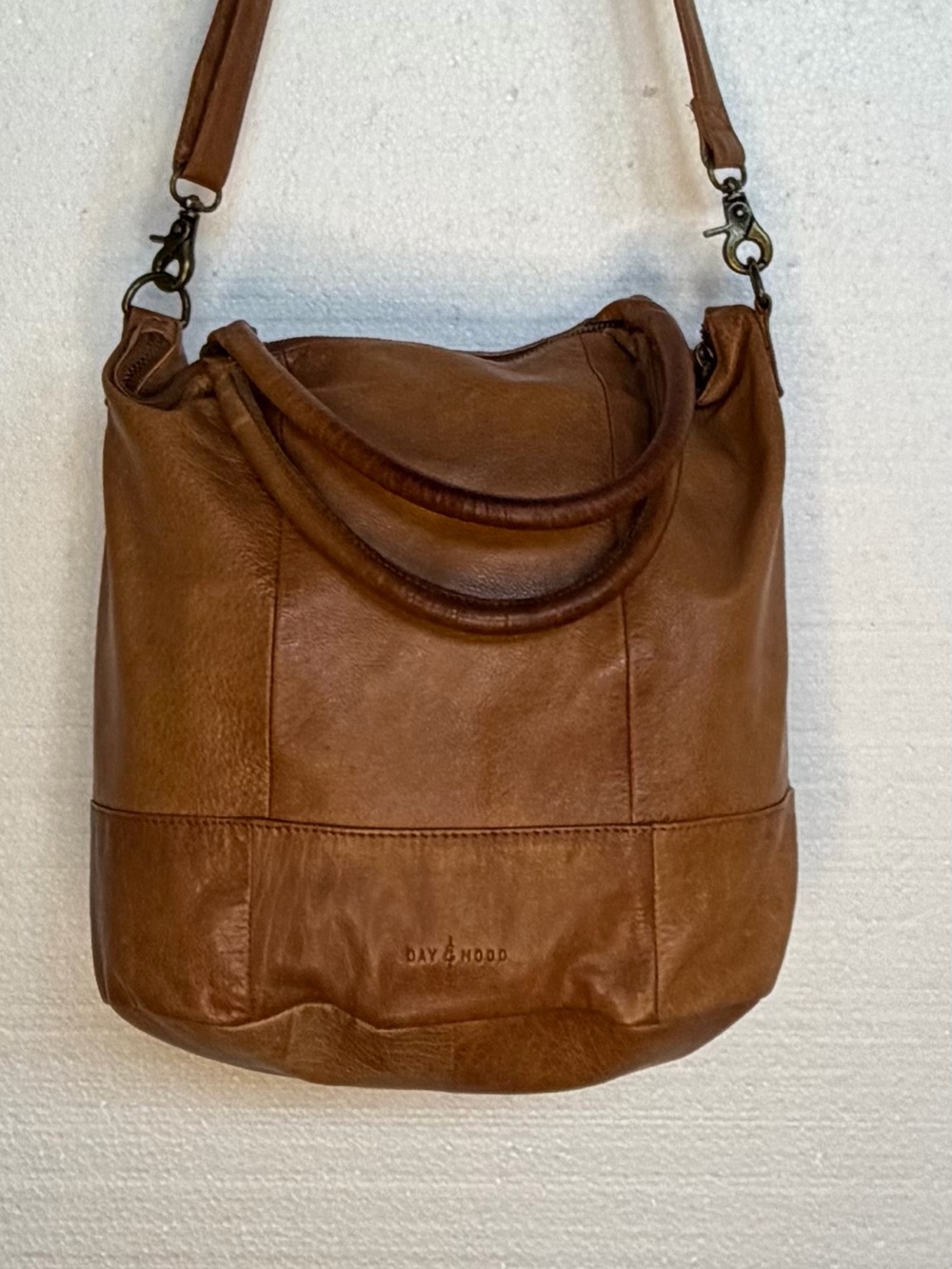 Day and mood Women’s Brown Leather Crossbody Bag - buttery soft - Picture 2 of 16